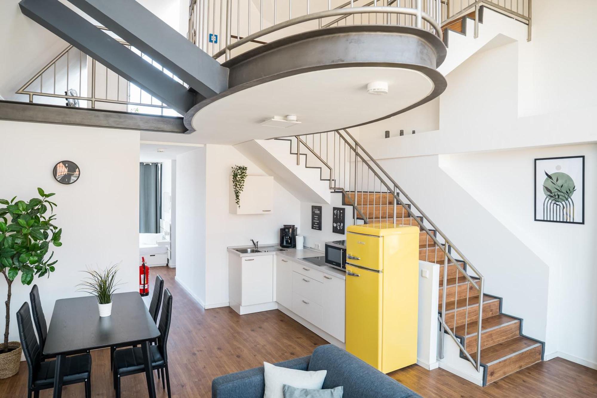 Appartement Fantastic Loft With Balcony à Berlin Extérieur photo